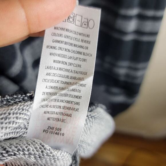 Hatley Stripe Knit Sweater Dress size S Black Ribbed Hem V-Neck - Picture 10 of 11